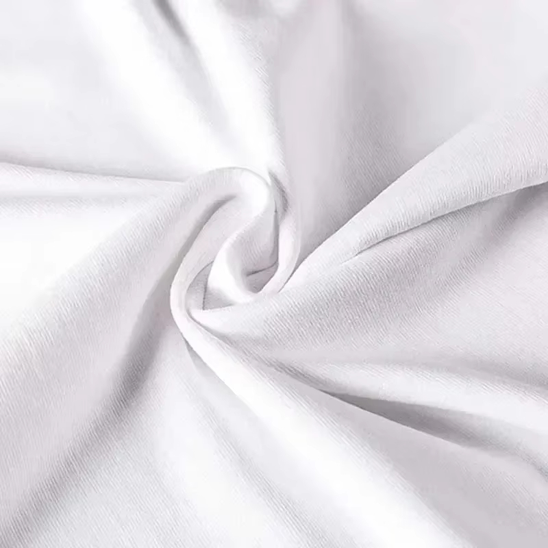 Camiseta gráfica feminina da m - Streetwear Brand In Paris avaliação e preço