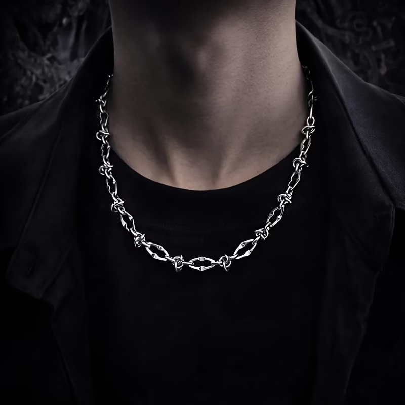 Colar de Moda Estilo Punk em A - Streetwear Brand Accessories avaliação e preço